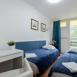 Appartamento Unit By Metro Rondo Onz Short Rent Idealne Pokoje Na W Warszawie, Varsavia
